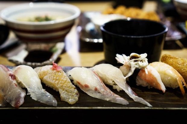 sashimis sushis