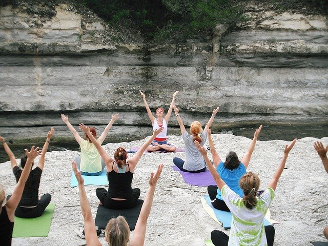 Pourquoi le yoga est-il si populaire?