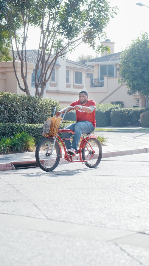 livreur à vélo